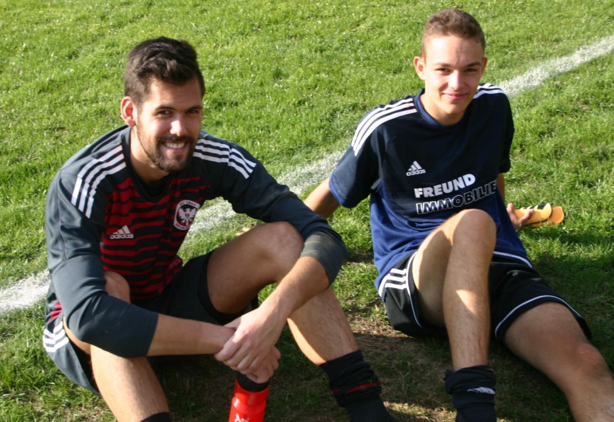 Erste Mannschaft gewinnt wichtiges "6-Punkte"-Spiel