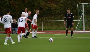 Gute Freistoßposition für das SG Neukirchen/Röllshausen II-Team vs Borken